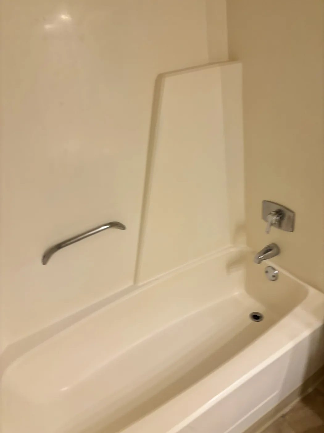 Bathroom after a Bee Clean Solutions deep cleaning in Lexington KY
